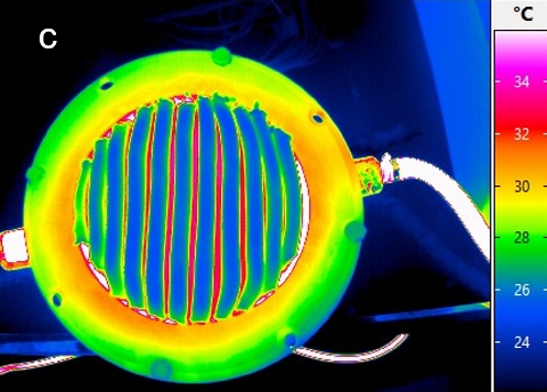 Relaxed specimen placed on the hot plate of the heat flow plate apparatus captured by a thermal imaging camera